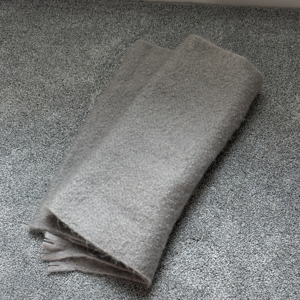 Zara Gray Scarf